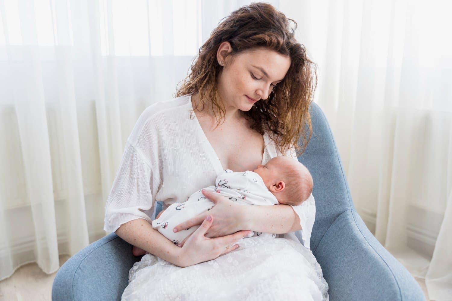 10 Penyebab Bayi Menggigit Puting Saat Menyusu dan Cara Mengatasinya
