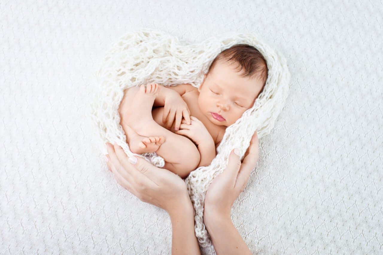 105 Nama Bayi Old Money yang Elegan, Berkelas, dan Penuh Makna
